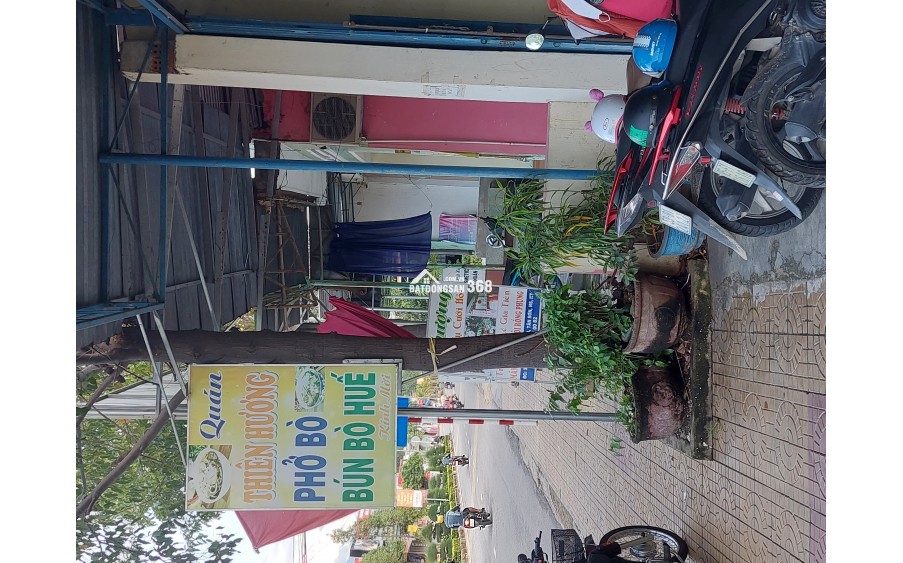 NHÀ 2 MT  TẠI TRUNG TÂM SẦM UẤT THỊ TRẤN TÂN SƠN, NINH SƠN, NINH THUẬN